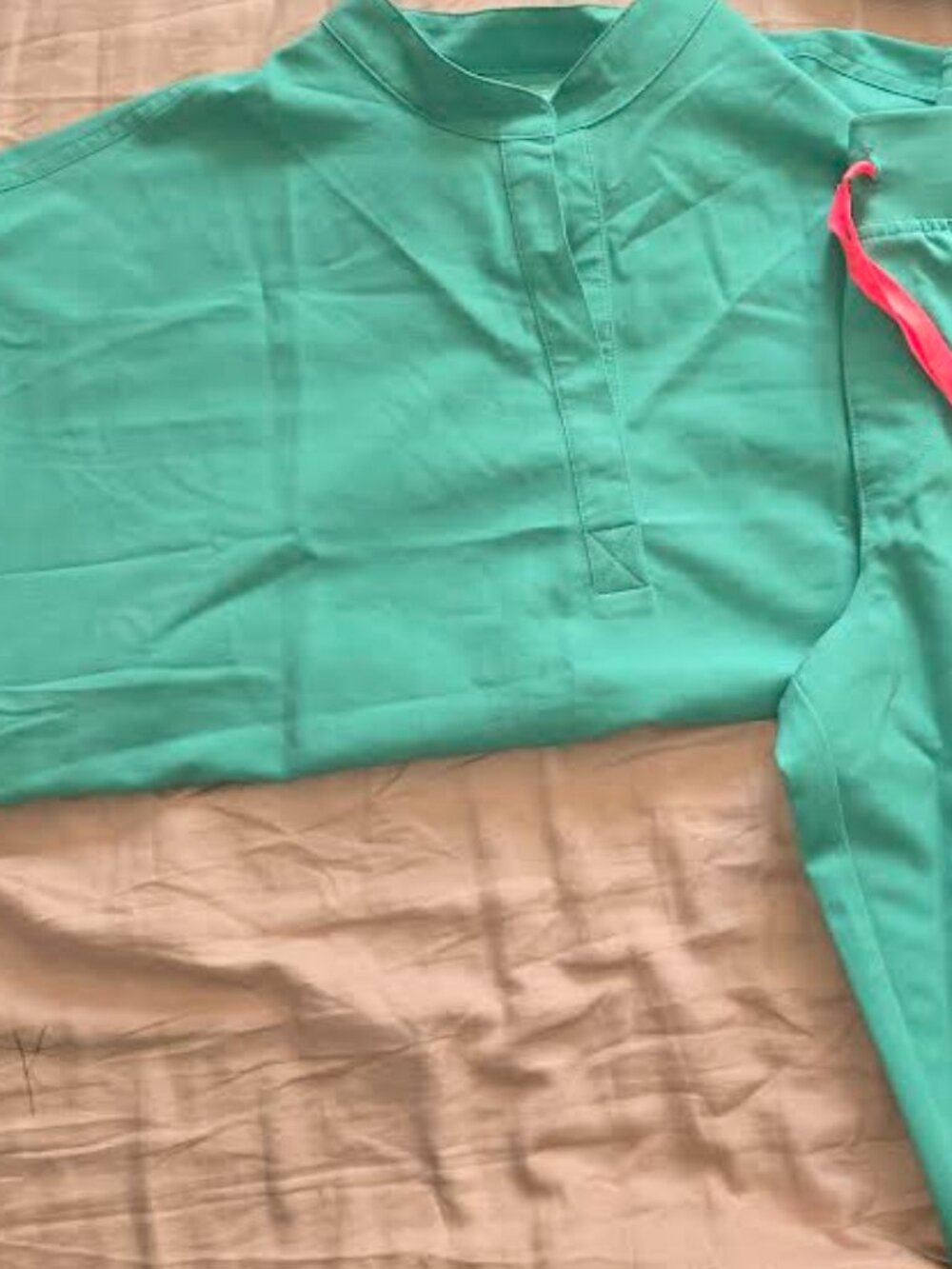 Surgical Green Rafaela™ Oversized - Scrub Top AND Zamora Pant Set™ - L. NWOT